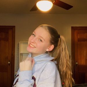 Meet your Posher, Ava